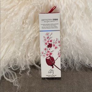 Artistry Studio Plum Blossom & Vanilla Musk